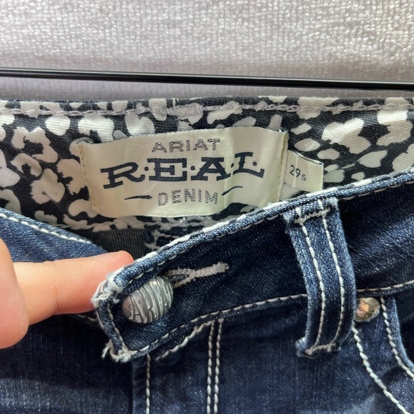 Ariat REAL denim Cut off Denim Jean Shorts Jorts Womens 29 Cute Comfy 2323 - Picture 3 of 7